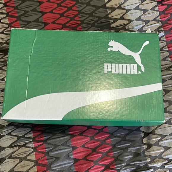 ✨New In Box✨ PUMA Suede Classic Mono Iced Jr in Aruba 🌊Blue size 6.5 big kids - Picture 3 of 10